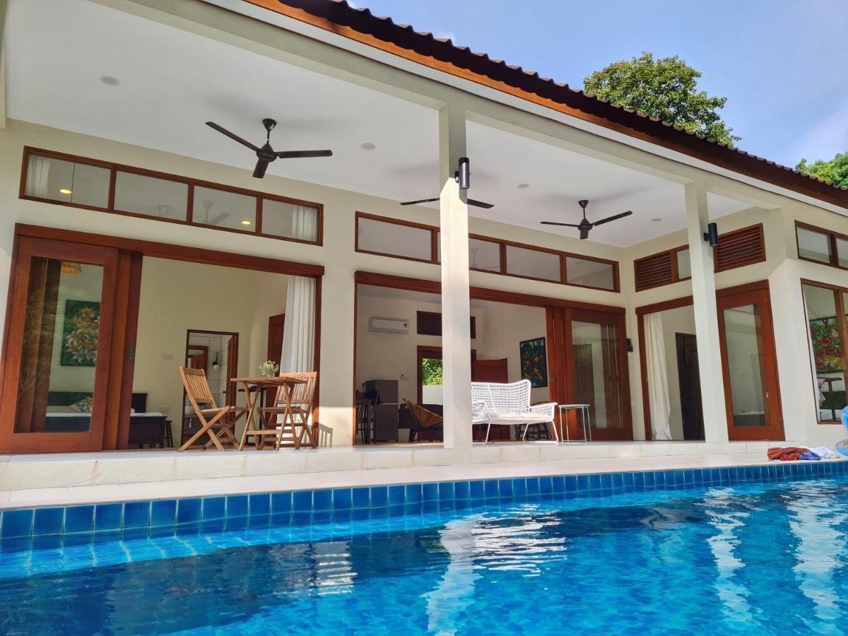 Villa Meranti - Spacious Private Pool Villa Пантай-Сенанг Экстерьер фото
